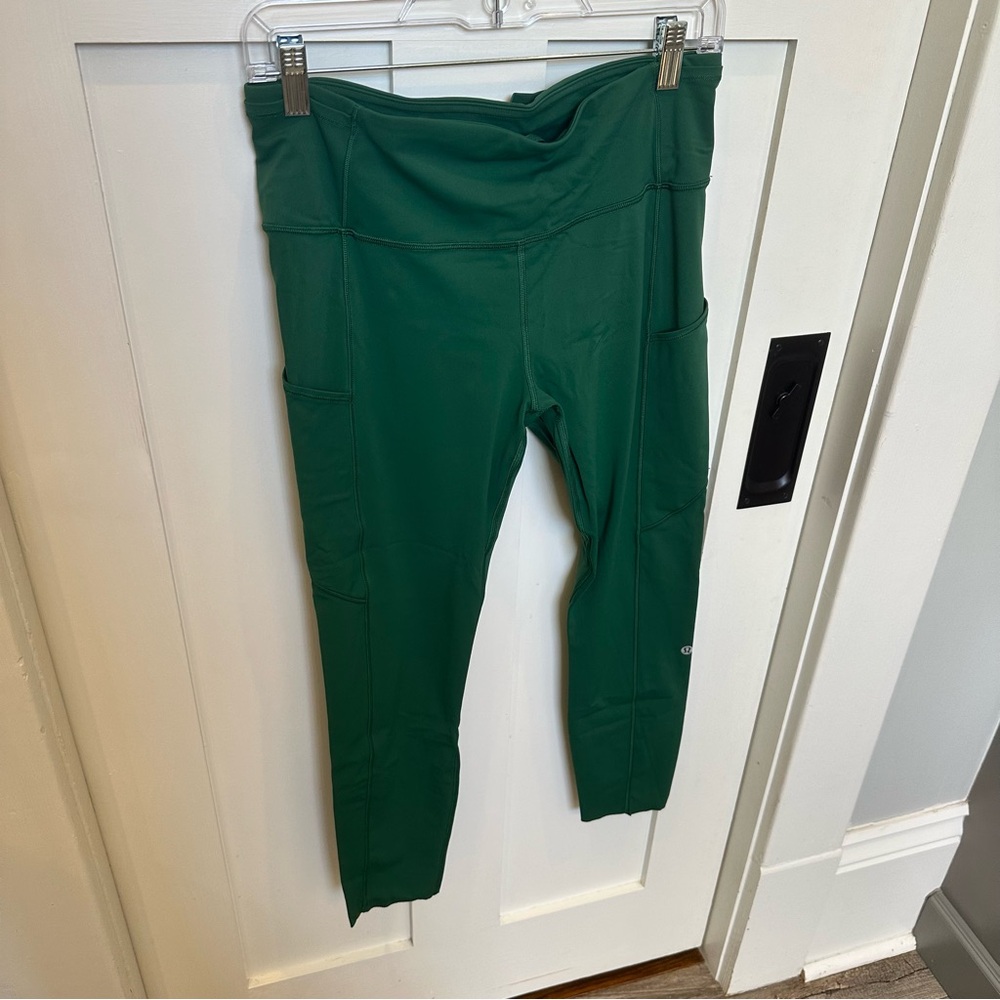 Lululemon Athletica Fast and Free Tight high rise 25” Leggings - Picture 4 of 4